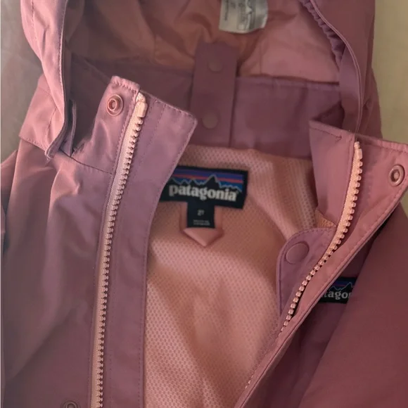 Patagonia Kids Dusty Rose Raincoat 2T - Picture 4 of 4